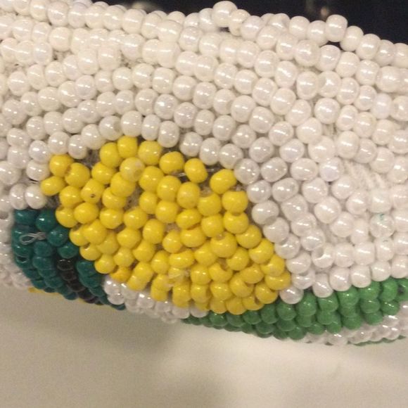 Sam Edelmam Annabelle beaded Hard case - Picture 10 of 11